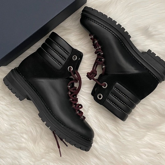 Sergio Rossi Shoes - 💋$1325 Sergio Rossi Combat Boots